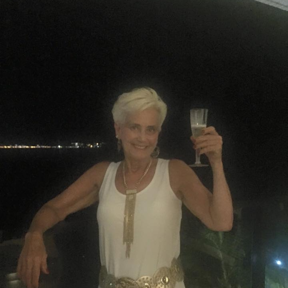 Meet your Posher, Janet